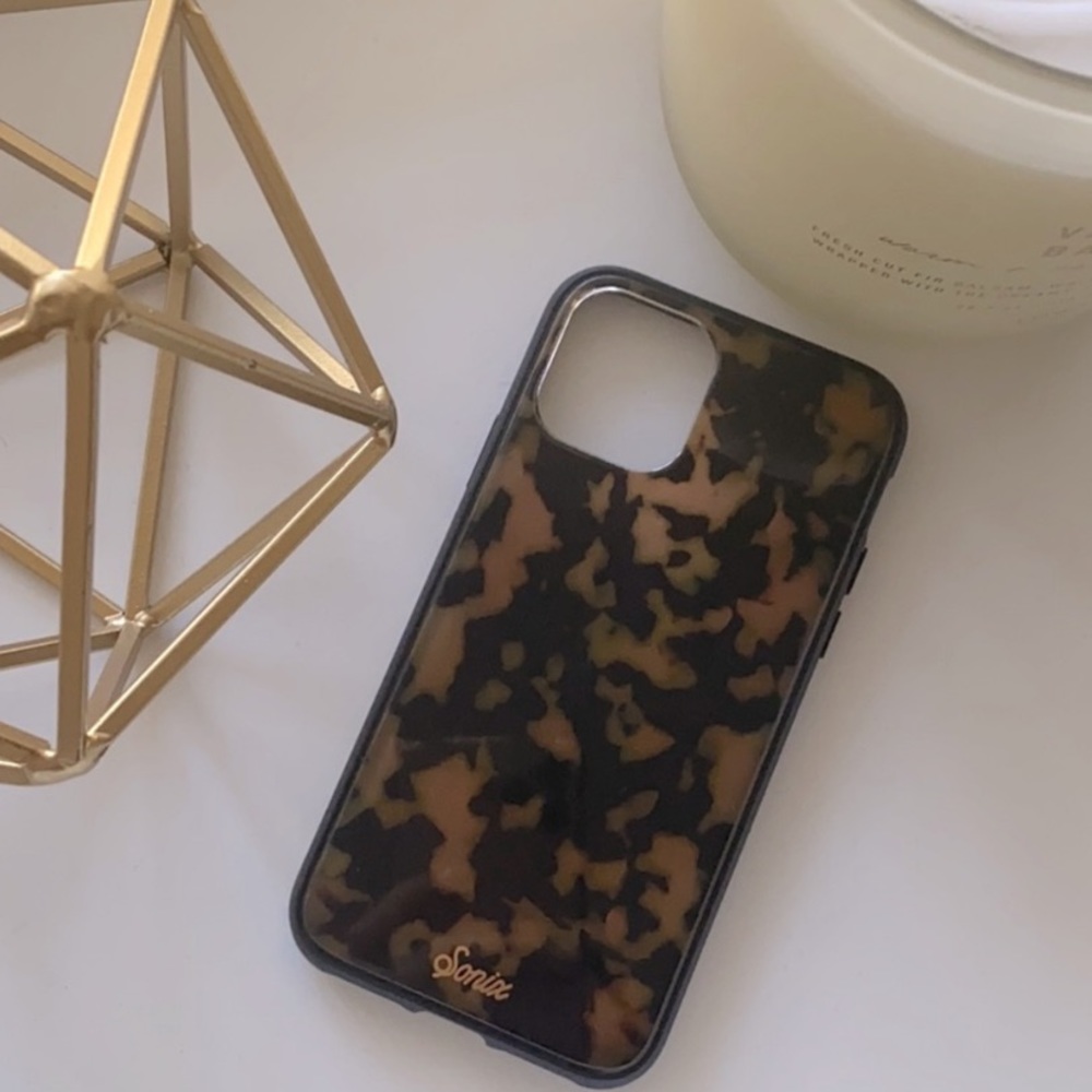 GENTLY USED - Sonix Tortious iPhone 11 Pro